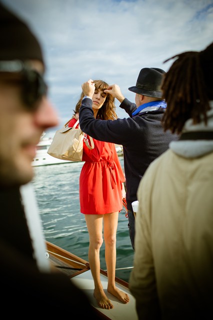 alexa-chung-longchamp-campaign2-vogue-26nov13-Jean-Francois-Julian_426x639